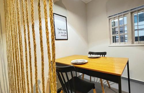 Macae Apartamento | Apartamento charmoso, Cozinha completa, Smart TV, Ar condicionado