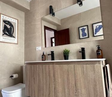 Huelva Apartamento | Apartamento Chic in Huelva 4 habitaciones