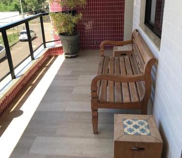 Enseada Azul Apartamento | Apartamento com área externa na Bacutia - uma quadra do mar