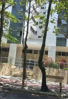 Morro do Maluf Apartamento | Apartamento com 4 quatros em frente a praia em Pitangueiras - Guarujá
