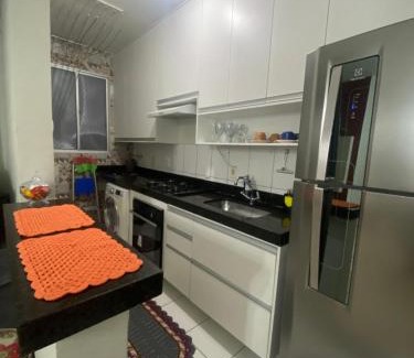 Sao Diogo II Apartamento | Apartamento com AR Condicionado, Condomínio aconchegante com piscina 2 Qts