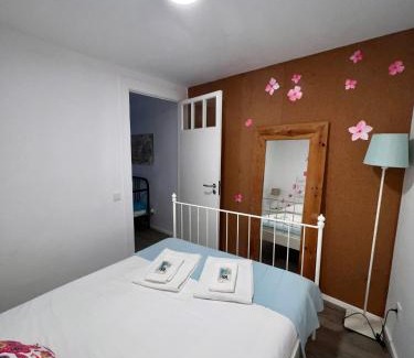 Paco De Arcos Apartamento | Apartamento com pátio em frente praia