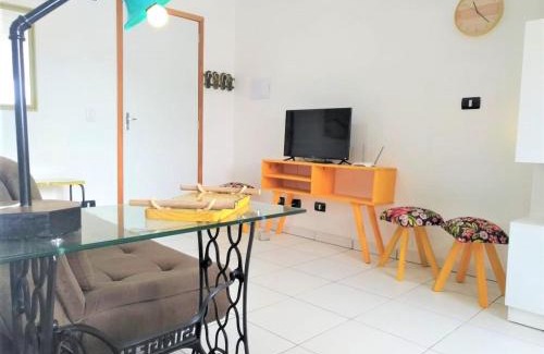 Ipiranguinha Apartamento | APARTAMENTO COM PISCINA E CHURRASQUEIRA EM UBATUBA