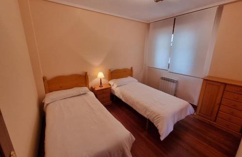 Medina De Pomar Apartamento | Apartamento con piscina privada No mascotas