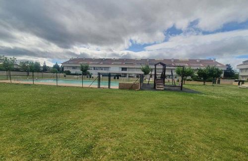 Medina De Pomar Apartamento | Apartamento con piscina privada No mascotas