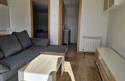 Vigo Apartamento | Apartamento con Patio en un Entorno Tranquilo a un Paso de la Ciudad