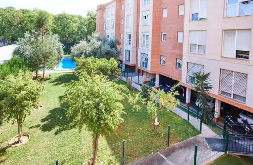 Parque Alcosa Apartamento | Apartamento con piscina solo en temporada