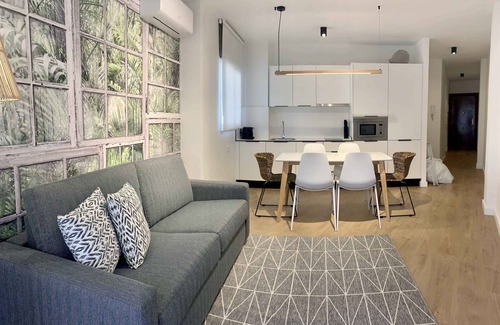 San Roque Apartamento | Apartamento con terraza y parking gratis