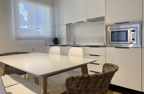 San Roque Apartamento | Apartamento con terraza y parking gratis