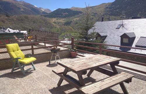 Taull Apartamento | Apartamento con terraza y vistas panorámicas en Taüll con plaza de parking