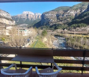 Torla Apartamento | Apartamento con vistas al Parque Nacional de Ordesa y Monteperdido