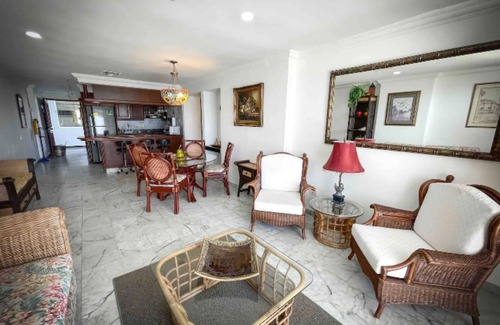 Punta Hansa Apartamento | Apartamento con Vista al Mar en Sunrise