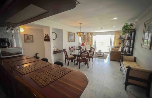 Punta Hansa Apartamento | Apartamento con Vista al Mar en Sunrise