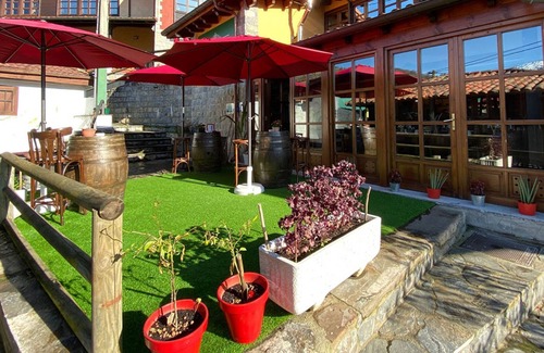 Pola de Lena Apartamento | Apartamento con vistas a la montaña y Wifi