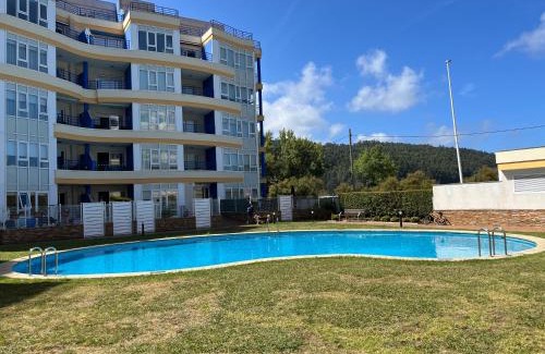 Cerdeira Apartamento | Apartamento con vistas al mar B3 Urb Puerto Azul