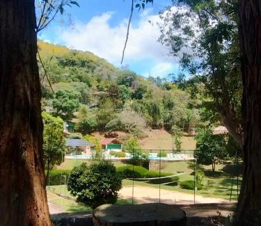 Cascata do Imbui Apartamento | Apartamento Cond Vale do Sol - Hotel em Petrópolis - Itaipava Piscina Cinematográfica