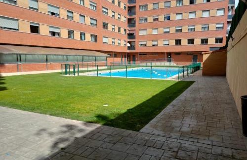 Logrono Apartamento | Apartamento Cuco con Piscina