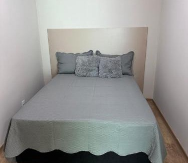 Nossa Senhora da Gloria Apartamento | Apartamento de 2 quartos espaçoso!