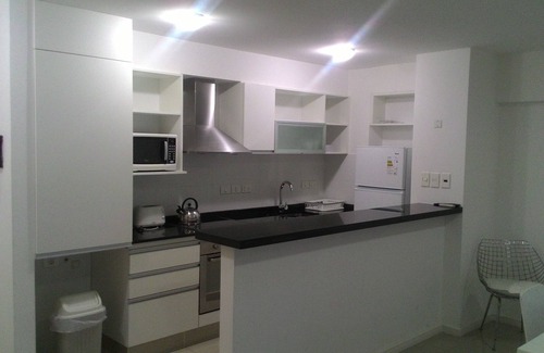 Punta del Este Apartamento | Apartamento de un dormitorio y medio a 100 m de la playa