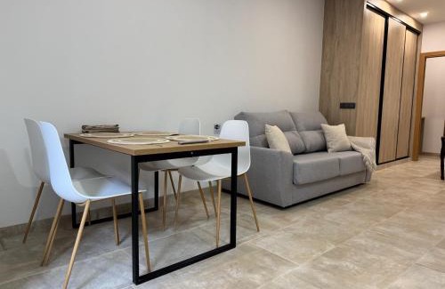 Poniente-Sur Apartamento | Apartamento Eduisa Suite