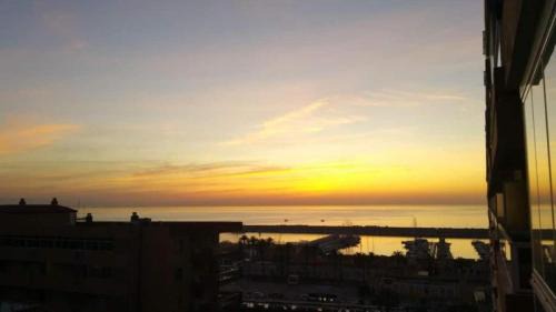 Fuengirola City Centre Apartamento | Apartamento El Albero Integrado en el Hotel PYR céntrico y en primera línea de playa