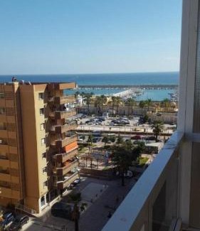 Fuengirola City Centre Apartamento | Apartamento El Albero Integrado en el Hotel PYR céntrico y en primera línea de playa