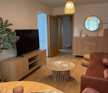 Boiro Apartamento | Apartamento en Boiro- Colores del Barbanza Rosa