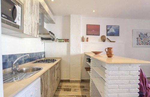 Tarifa Apartamento | "Apartamento en la playa con WIFI" Cerca de la playa con vistas al mar, Wi-Fi y terraza.