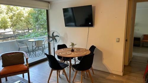 Apoquindo Apartamento | Apartamento en Las Condes frente a parque araucano