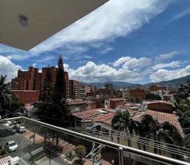 Florida Nueva Apartamento | Apartamento en Laureles, con piscina y parquedero 401