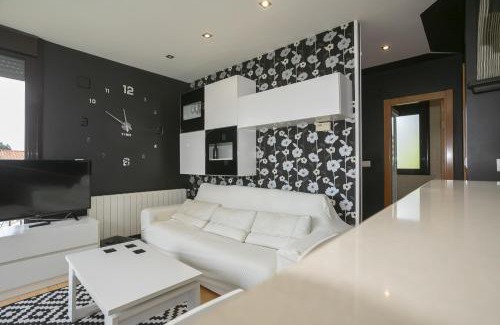 Valoria Apartamento | Apartamento en Valoria con piscina