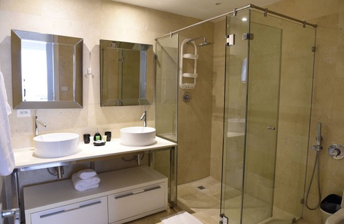 Marbella Apartamento | Apartamento en YOO Vista al mar en Avenida Balboa