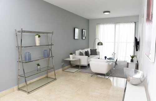 Marbella Apartamento | Apartamento en YOO Vista al mar en Avenida Balboa
