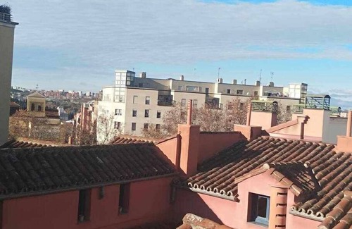 Barrio de La Latina Apartamento | Apartamento Encantador. Madrid Centro. A/C & Wi-Fi