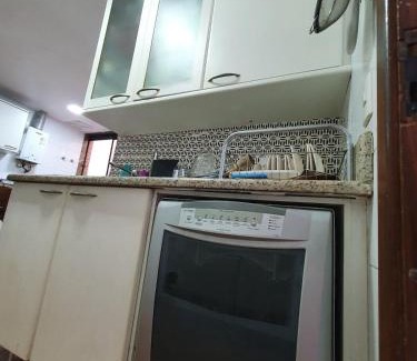 Recreio dos Bandeirantes Apartamento | Apartamento enfrente a praia- 1 min andando