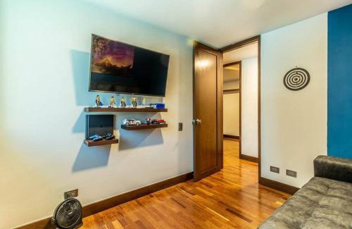 Medellin Apartamento | Apartamento familiar con jacuzzi El Poblado
