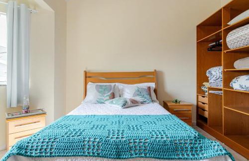 Carianos Apartamento | Apartamento Grande e Climatizado em Florianópolis