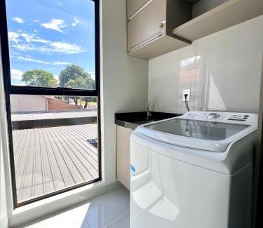 Vila Becker Apartamento | Apartamento Inteiro - 2 Quartos com AC - Wifi 1000mb - Cozinha Completa - 1 Vaga de Garagem - Elevador - Sacada Gourmet - Indicado para Grupos, Hospedes a Trabalho, Família e Pets