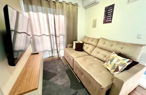 Vila Industrial Apartamento | Apartamento Inteiro - 2 Quartos com AC - Wifi 1000mb - Piscina - 1 Vaga de Garagem - Elevador - Sacada Gourmet - Indicado para Grupos, Hospedes a Trabalho, Família e Pets