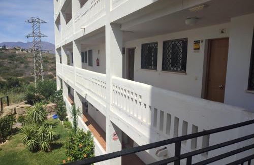 Puerto de la Duquesa Apartamento | APARTAMENTO JUNTO A LA PLAYA ZONA TRANQUILA