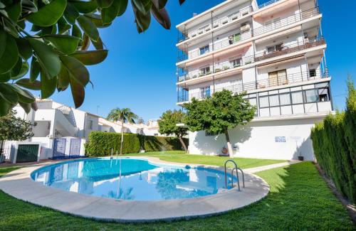 Nerja Apartamento | Apartamento Lunamar Nerja Seaviews & Communal Pool
