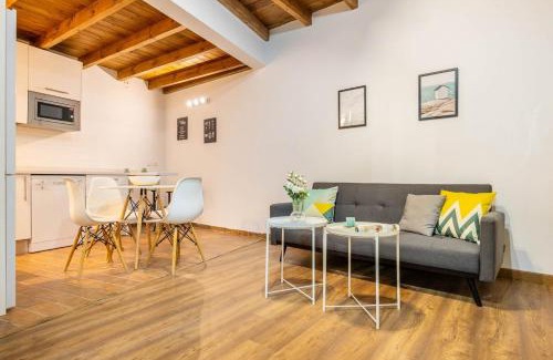Doctor Barraquer-Grupo Renfe-Policlinico Apartamento | Apartamento Macarena, en el Centro de Sevilla