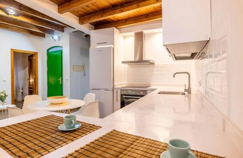 Doctor Barraquer-Grupo Renfe-Policlinico Apartamento | Apartamento Macarena, en el Centro de Sevilla