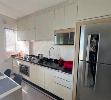 Iririu Apartamento | Apartamento Modernizado
