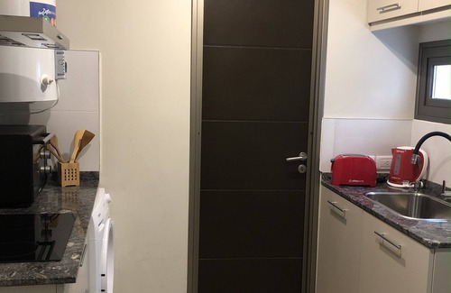 Godoy Cruz Apartamento | Apartamento moderno en condominio, con cochera. Ideal para parejas.