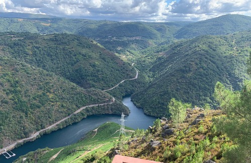 Castro Caldelas Apartamento | APARTAMENTO MUY AMPLIO EN CASTRO CALDELAS EN PLENO CORAZON DE LA RIBEIRA SACRA.