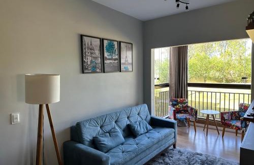 Campos do Jordao Apartamento | Apartamento novíssimo top com lareira
