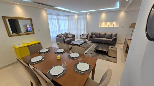 Centro Apartamento | Apartamento pé na areia inteiro-4 quartos 3 cama casal ,4 camas solteiro-3 salas cozinha