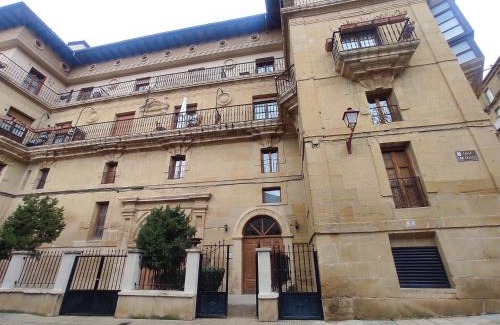 Haro Apartamento | Apartamento Palacio de Las Sevillanas