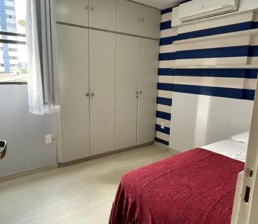 Loteamento Oceania II Apartamento | Apartamento para até 5 Pessoas com Ar e Piscina
